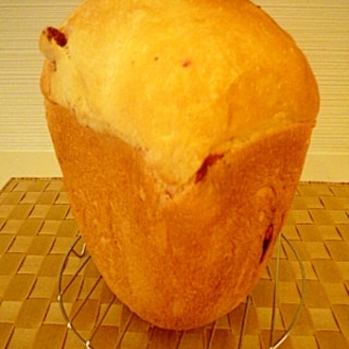 ドライフルーツのふわふわ食パン